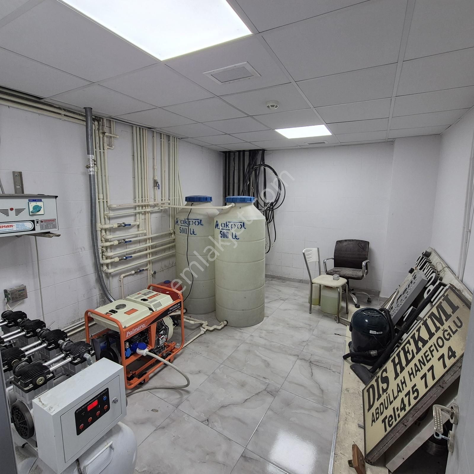 Sultangazi B Caddesinde Satılık 3 Katlı Ticari Dükkan - Görsel 4