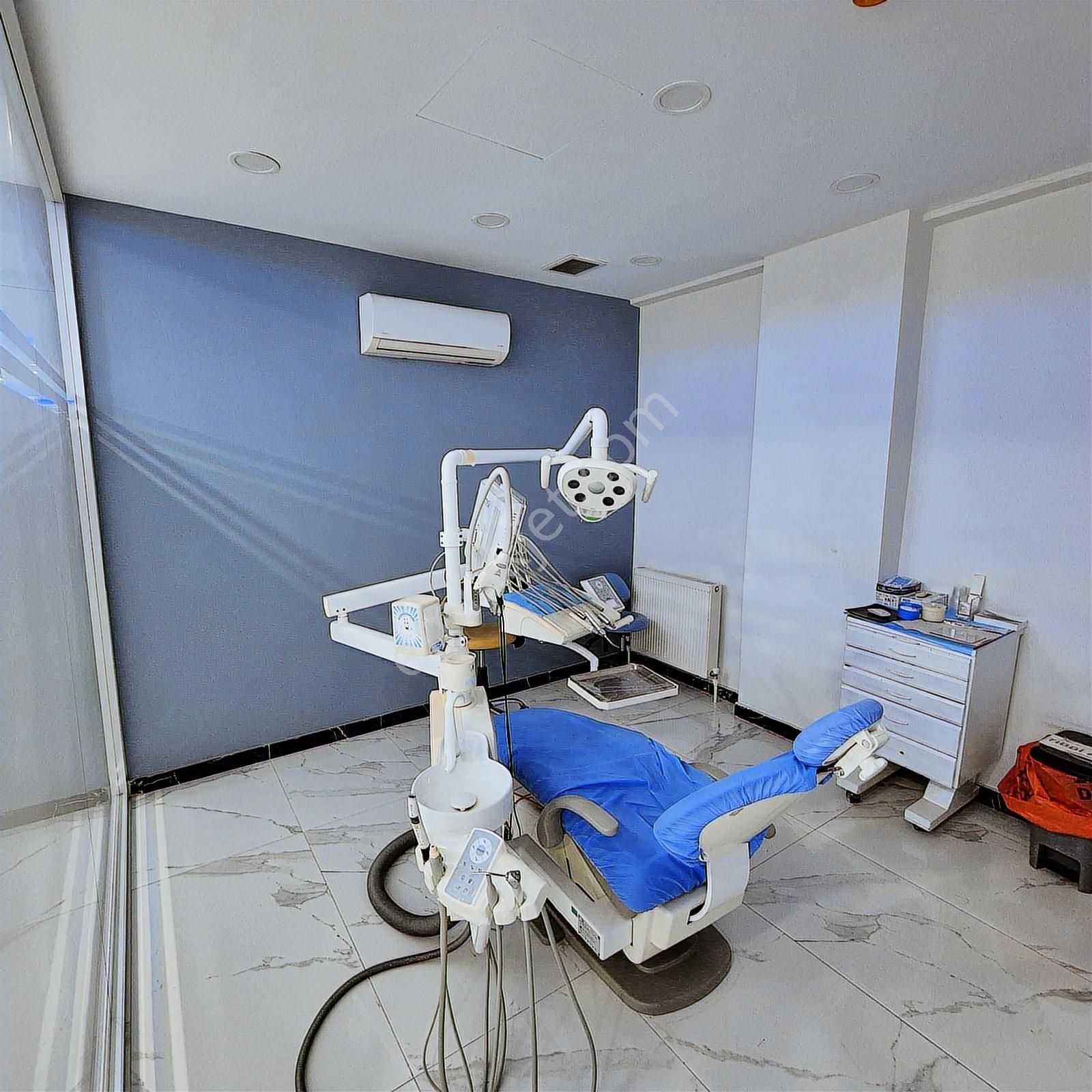 Sultangazi B Caddesinde Satılık 3 Katlı Ticari Dükkan - Görsel 12