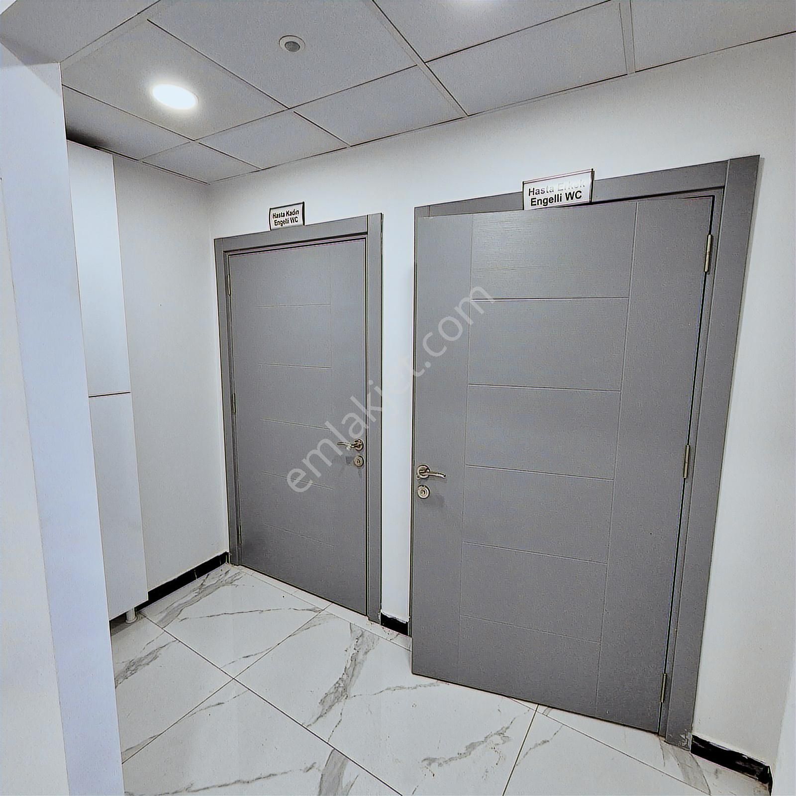 Sultangazi B Caddesinde Satılık 3 Katlı Ticari Dükkan - Görsel 16