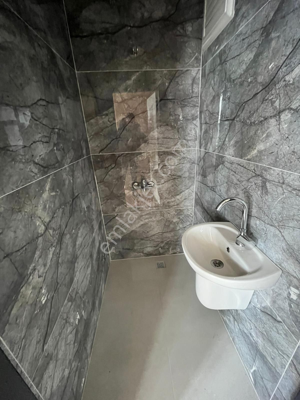 Evim-nur'dan Baruthane Mh.2+1 2 Balkonlu Özel Yapım Fırsat Daire - Görsel 21