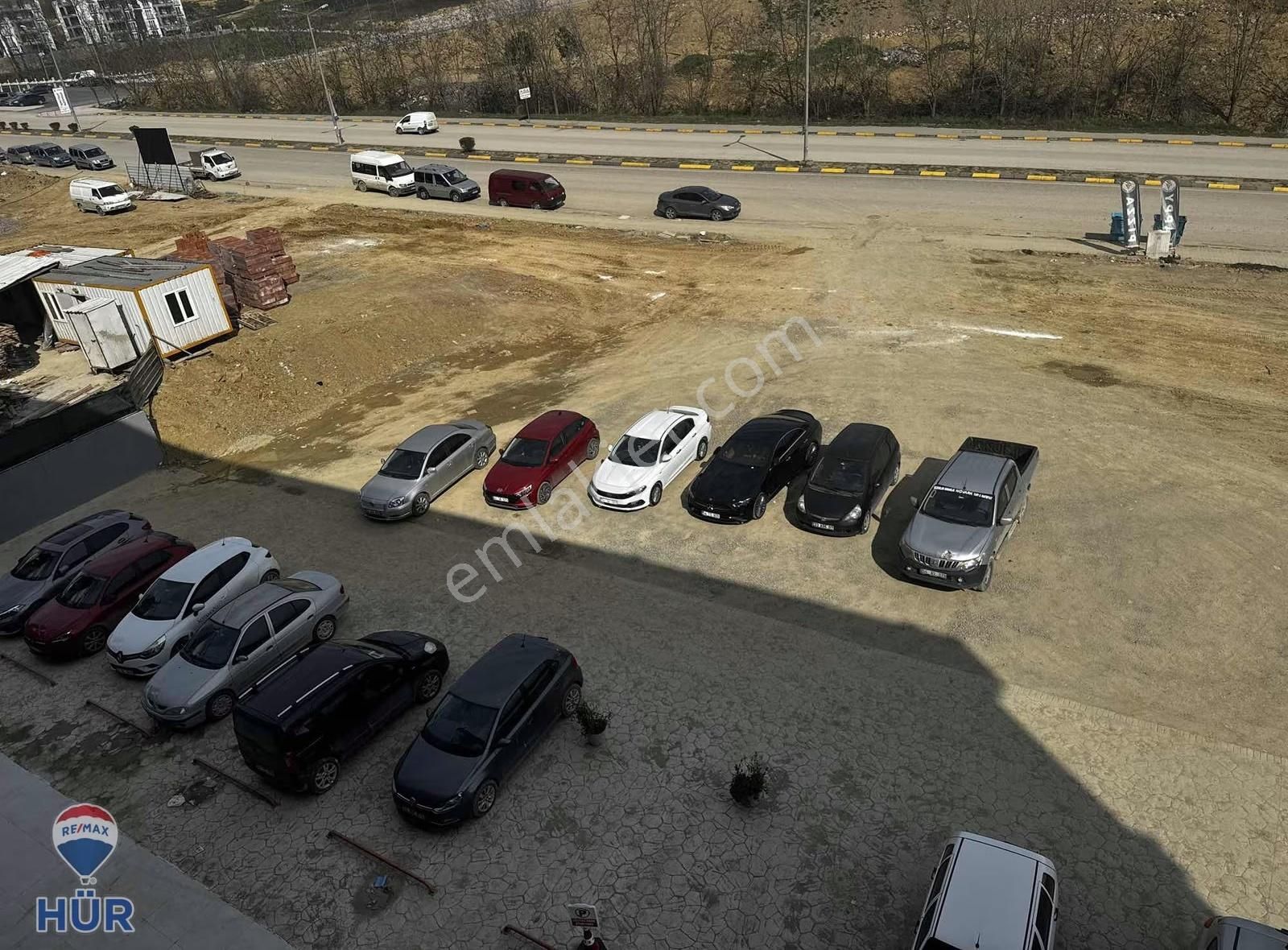 Remax Hür İlke Aydaş'tan Yeni Ve Eşyalı 1+1 Kiralık Daire - Görsel 13