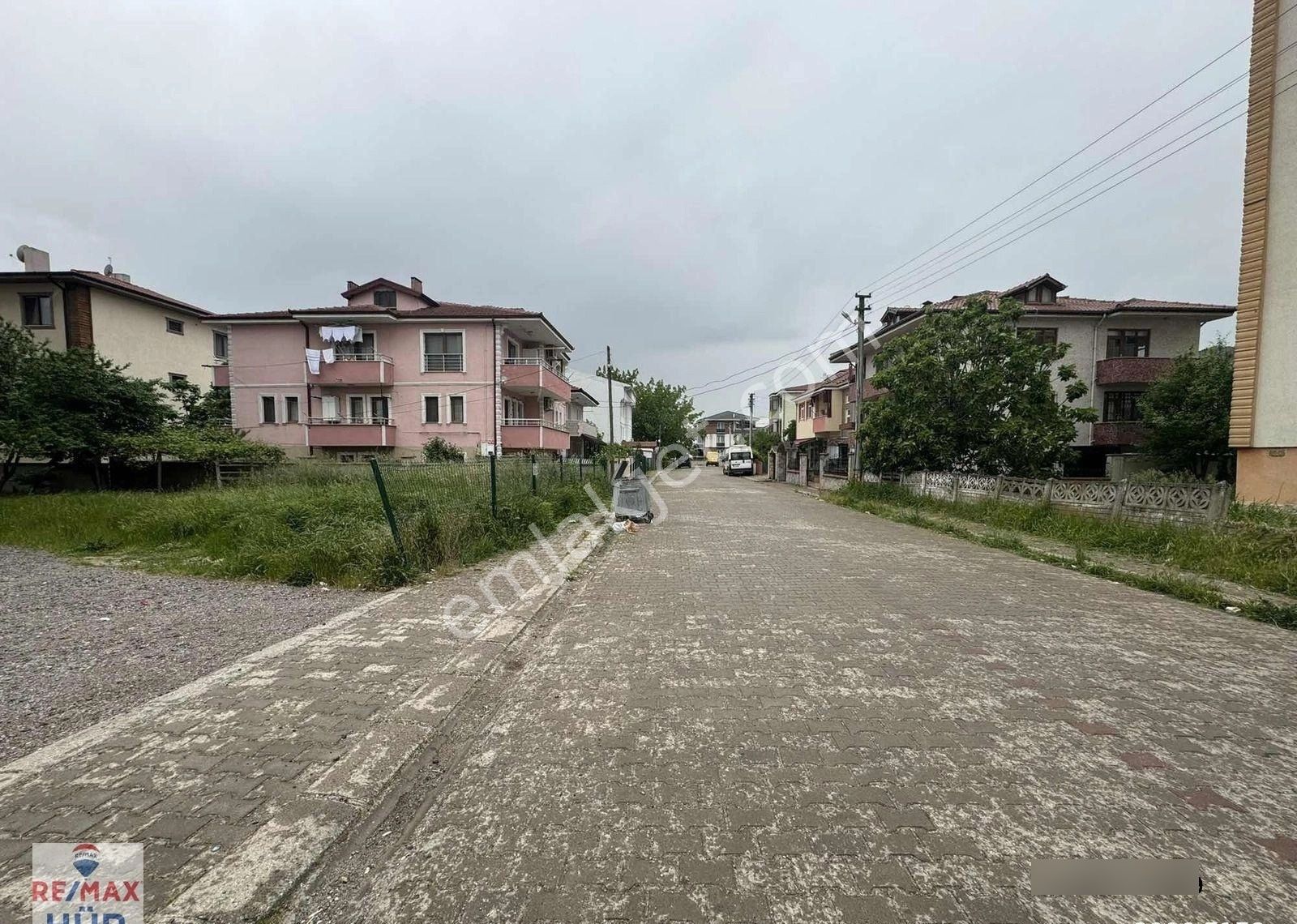 Remax Hür Uğur Çakar'dan Tekeler Mahallesi Satılık Daire - Görsel 6