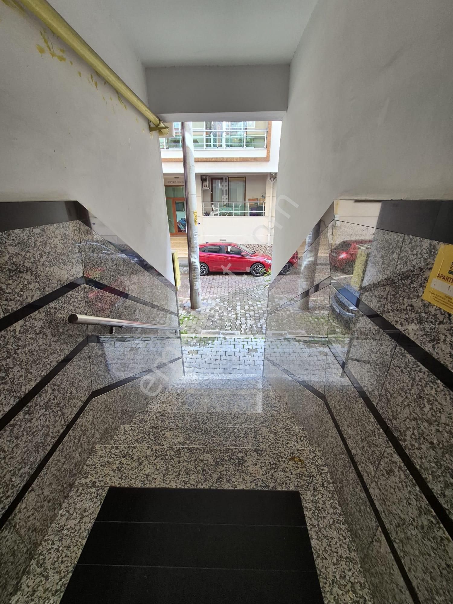 Binax Bakırçay Gayrimenkul Tramvay İzban Yakını 2+1 - Görsel 13