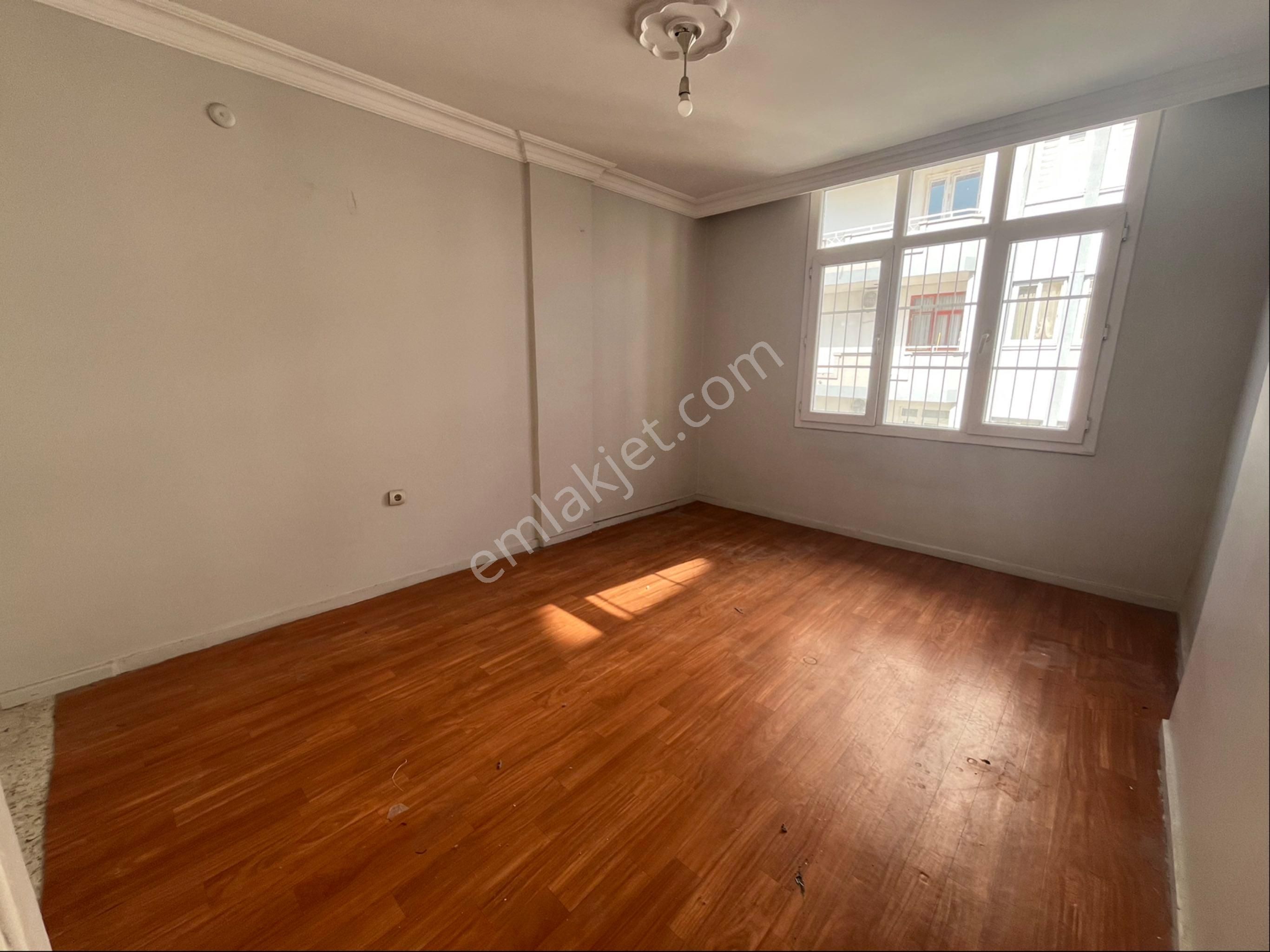 Muhteşem Lokasyon Baraj Lisesi Civ. 3+1 Daire - Görsel 8