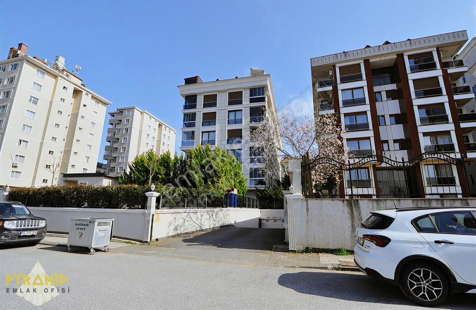 Pyramıd'den Acıbadem Koşuyolu İyi Konumlu Boş Temiz 3+1 Daire - Görsel 20