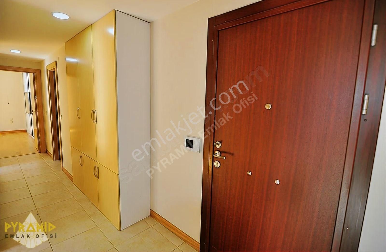 Pyramıd'den Acıbadem Koşuyolu İyi Konumlu Boş Temiz 3+1 Daire - Görsel 14