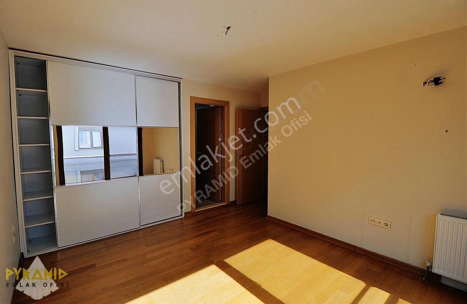 Pyramıd'den Acıbadem Koşuyolu İyi Konumlu Boş Temiz 3+1 Daire - Görsel 18