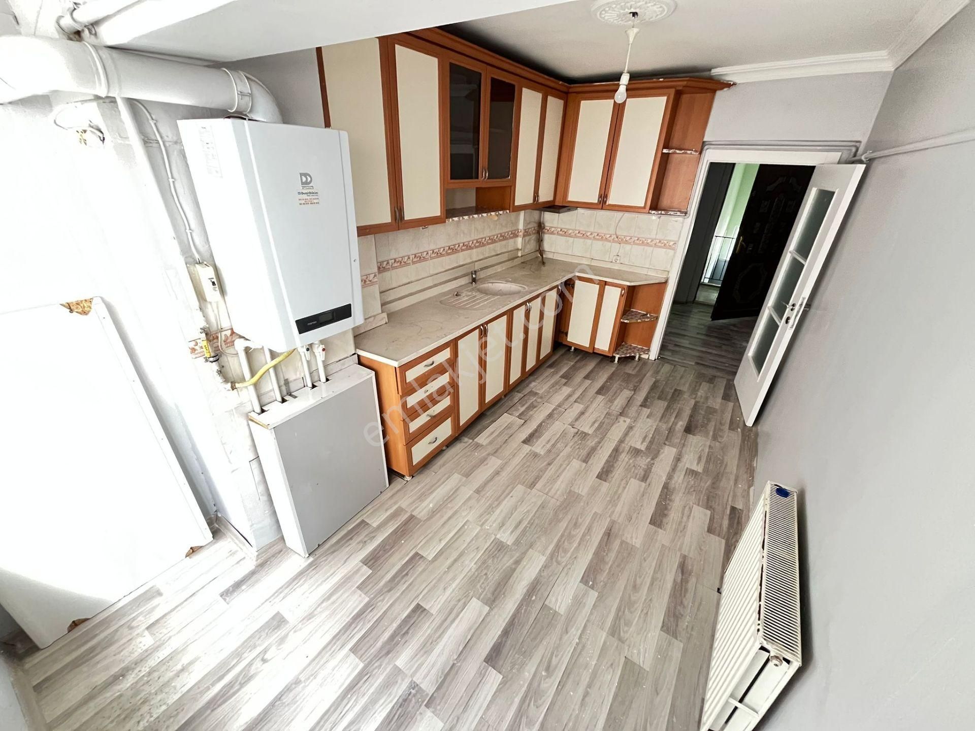 Mç Emlak'tan Atatürk Mahallesin'de 3+1 Satılık Daire - Görsel 3