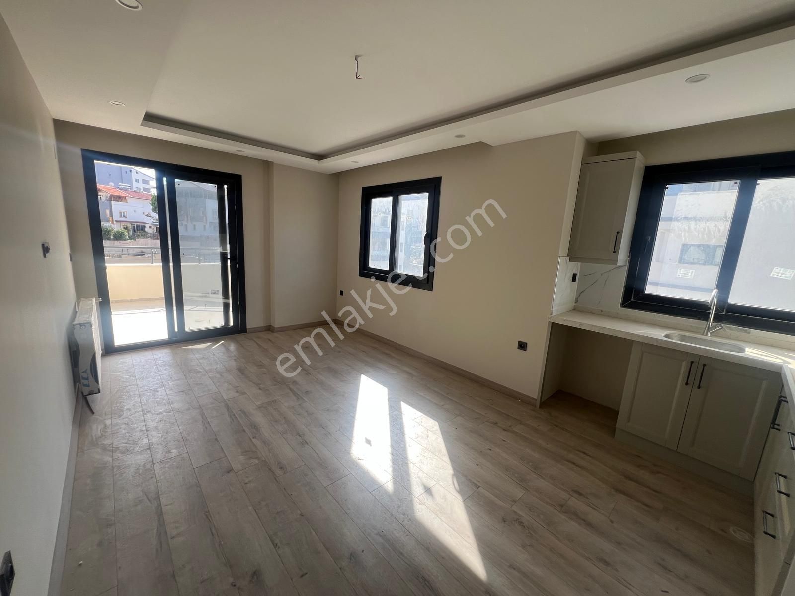 İz'den Esentepe'de Kaçırılmayacak 4+1 Masrafsız Full Donatılı - Görsel 2