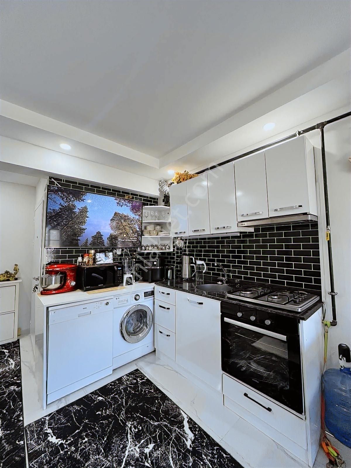 Tekkeköyde Kısa Amortisman Süreli Satılık 1+1 Apart - Görsel 5