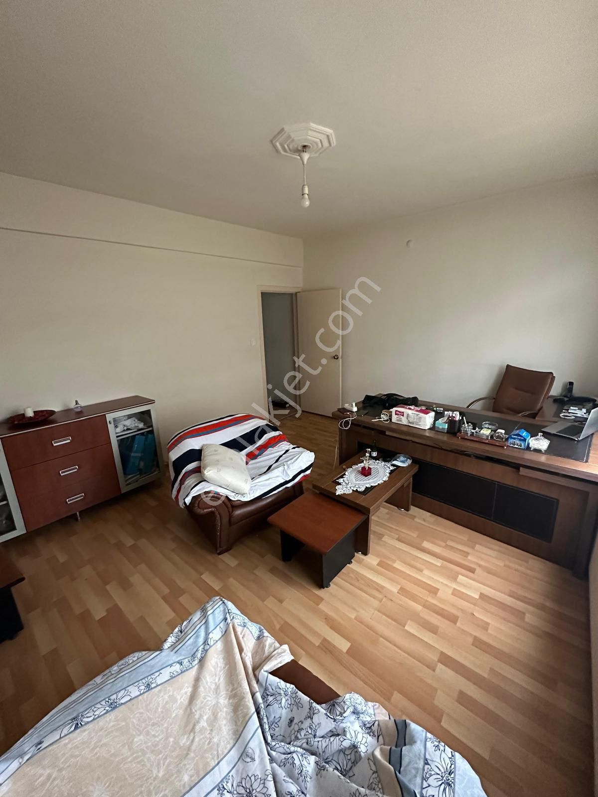 Yüksek Tabela Değerine Sahip Minibüs Yolunda Geniş 2+1 Daire - Görsel 5