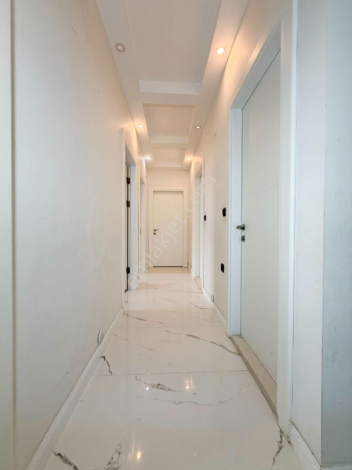 Gülpark Yaşam Evlerinde 3+1 Ara Kat Giyinme Odalı Daire - Görsel 24