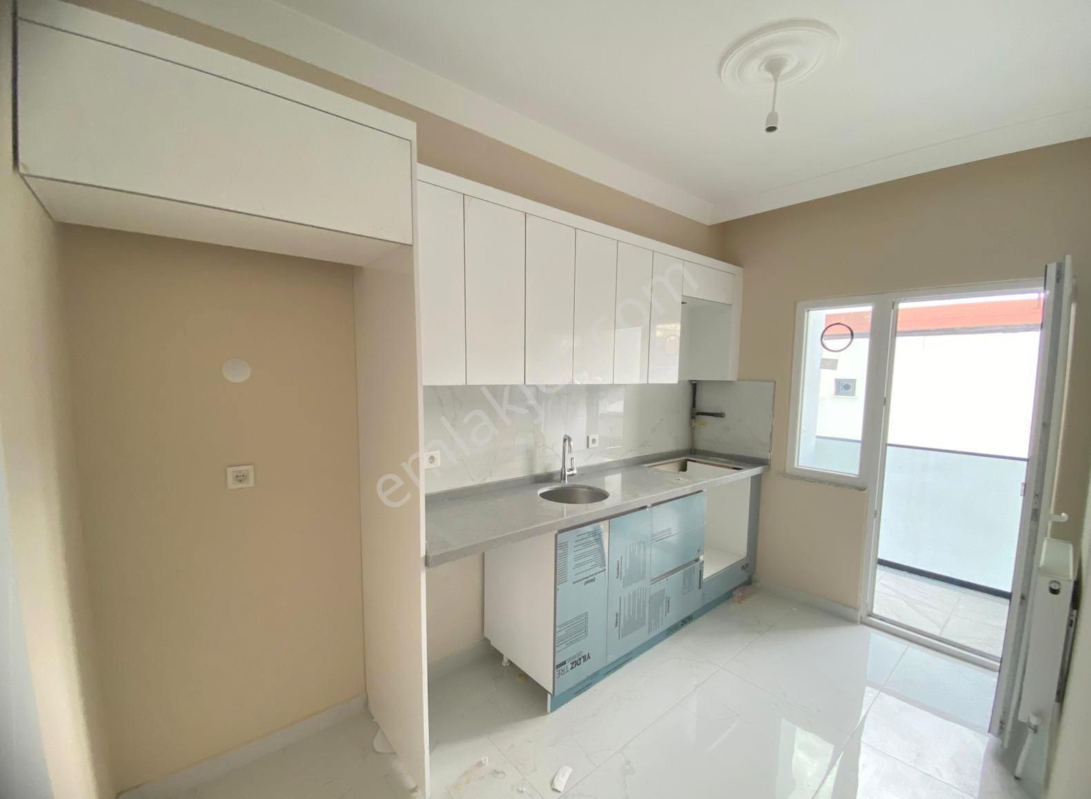 Mertcan'dan Metro 5dk Hastane 4dk Balkonlu Sıfır Lüks 2+1 Daire - Görsel 4