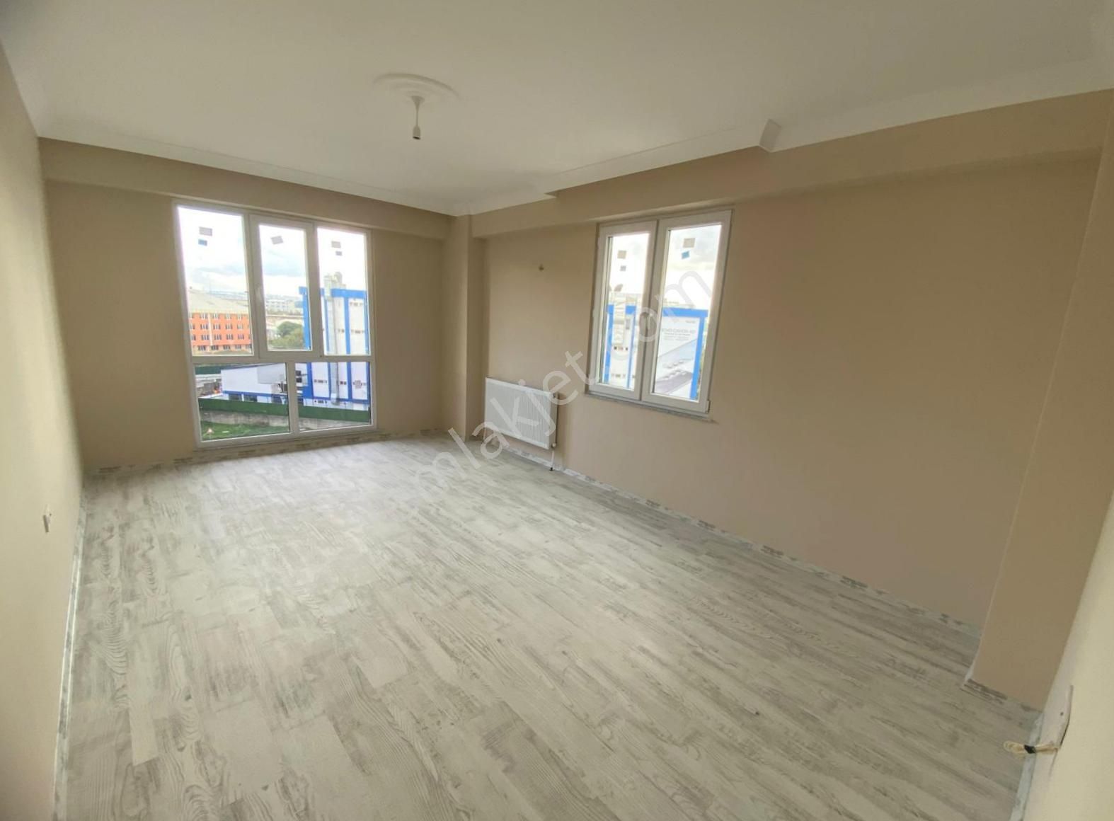 Mertcan'dan Metro 5dk Hastane 4dk Balkonlu Sıfır Lüks 2+1 Daire