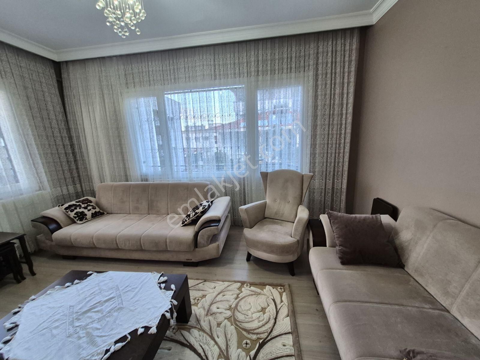 Fahrettin Altay'da Geniş Ferah Eşyalı Kiralık 3+1 Daire - Görsel 2