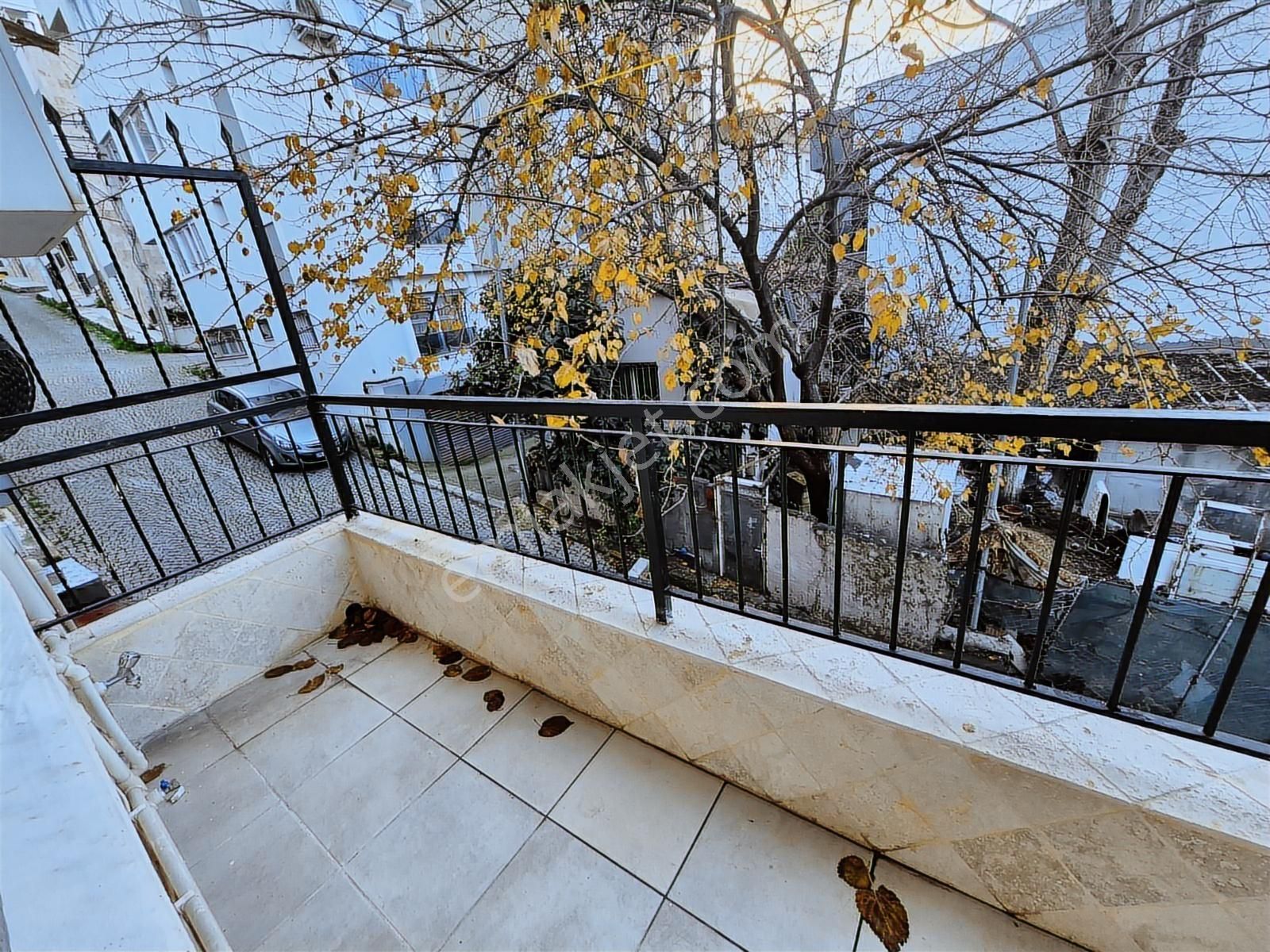 Fahrettin Altay'da Geniş Ferah Eşyalı Kiralık 3+1 Daire - Görsel 8