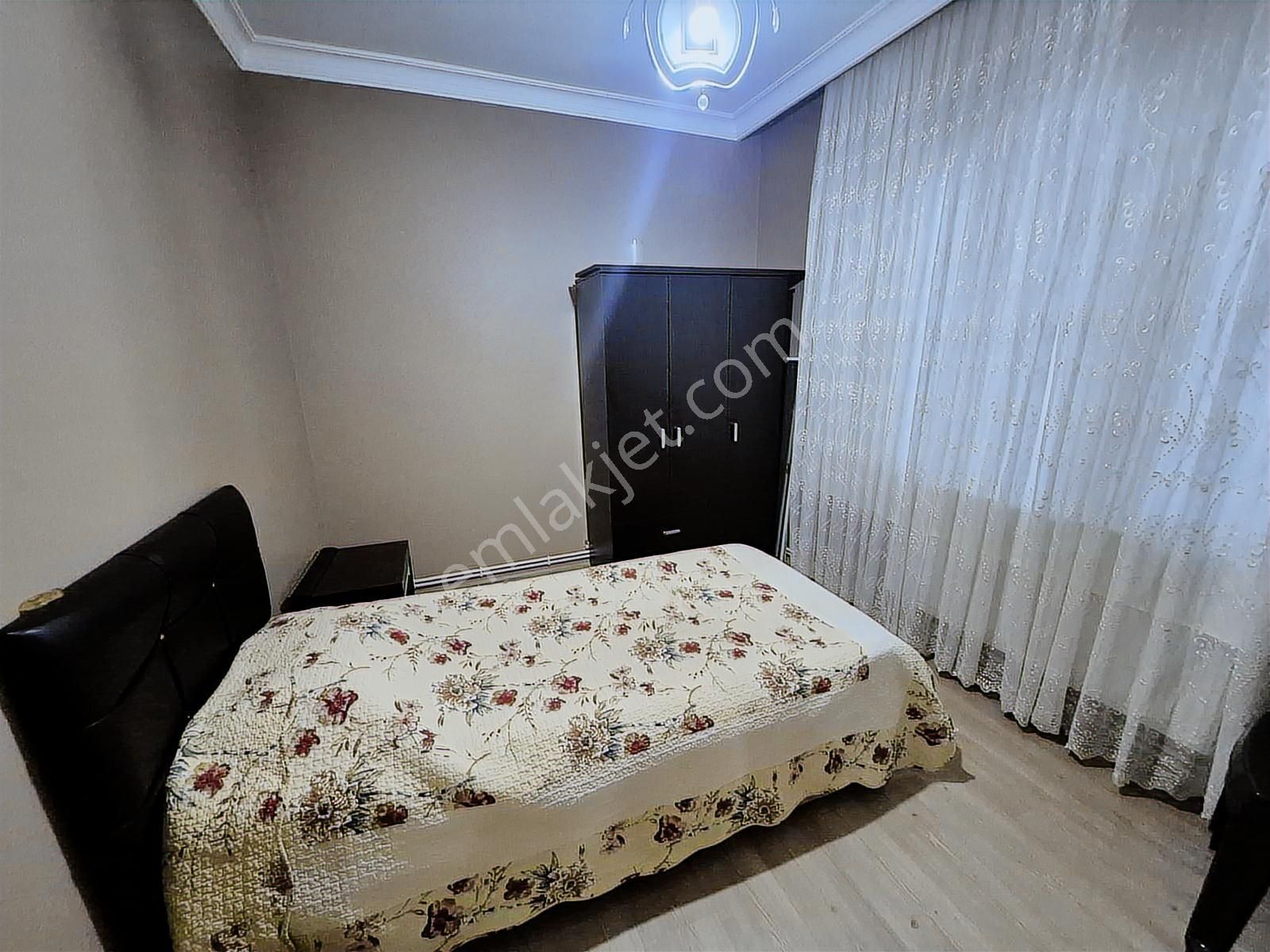 Fahrettin Altay'da Geniş Ferah Eşyalı Kiralık 3+1 Daire - Görsel 20