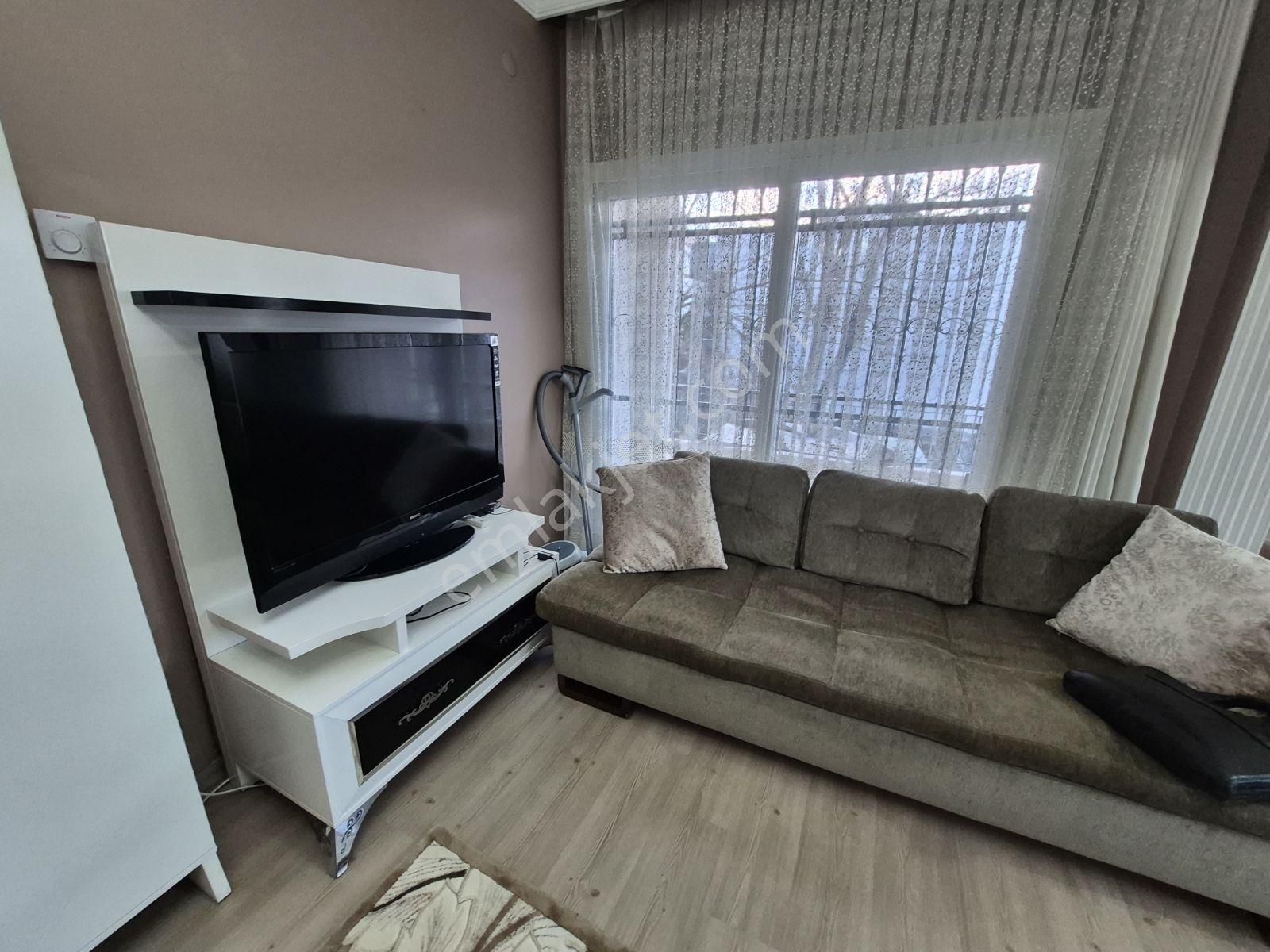 Fahrettin Altay'da Geniş Ferah Eşyalı Kiralık 3+1 Daire - Görsel 17