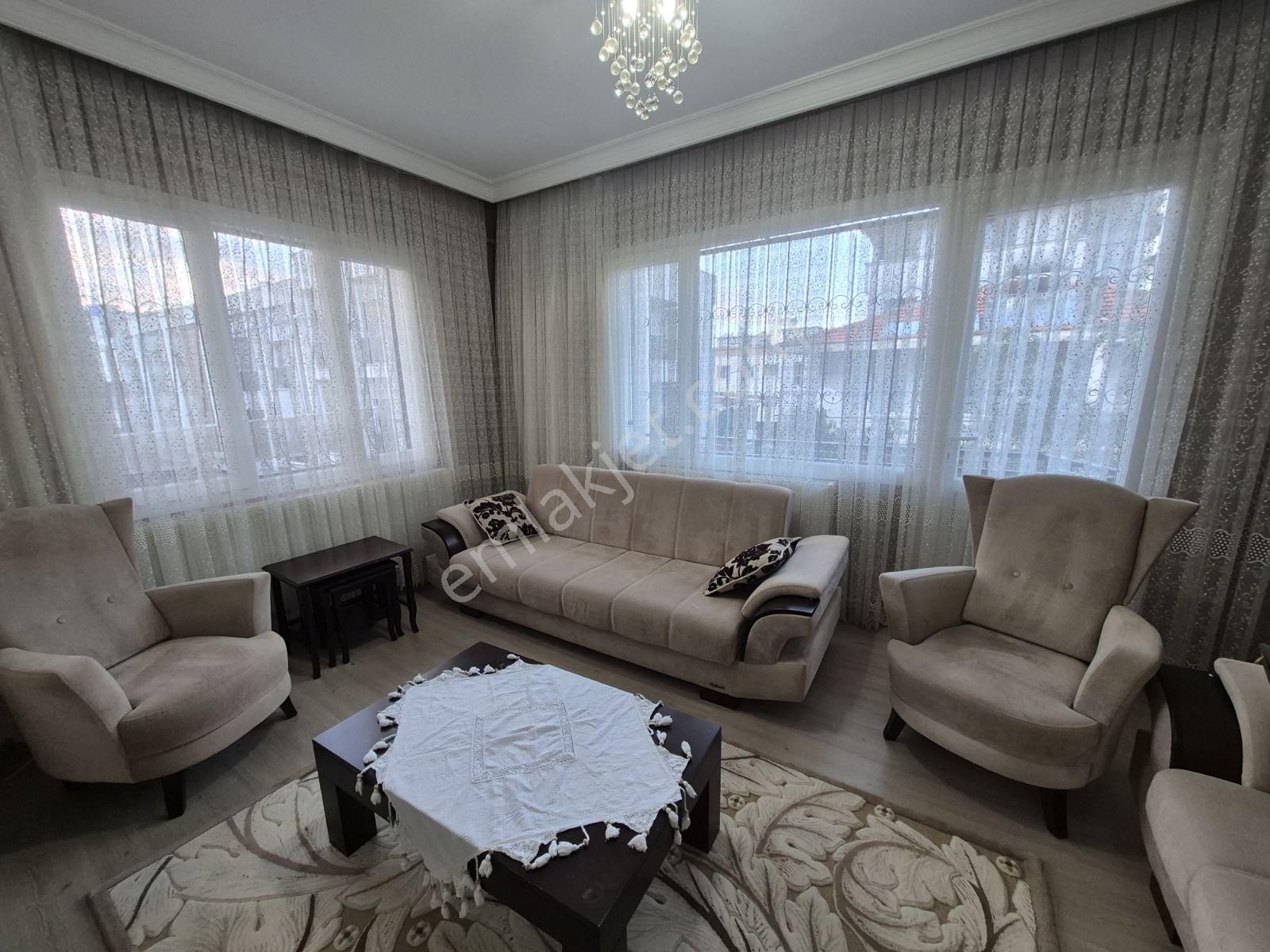 Fahrettin Altay'da Geniş Ferah Eşyalı Kiralık 3+1 Daire - Görsel 11