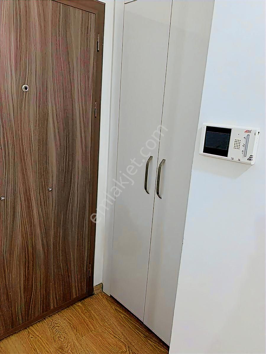 Torbalı Esen-11 Sitesinde Tam Havuz Cepheli, Lüks Eşyalı 1+1 - Görsel 19