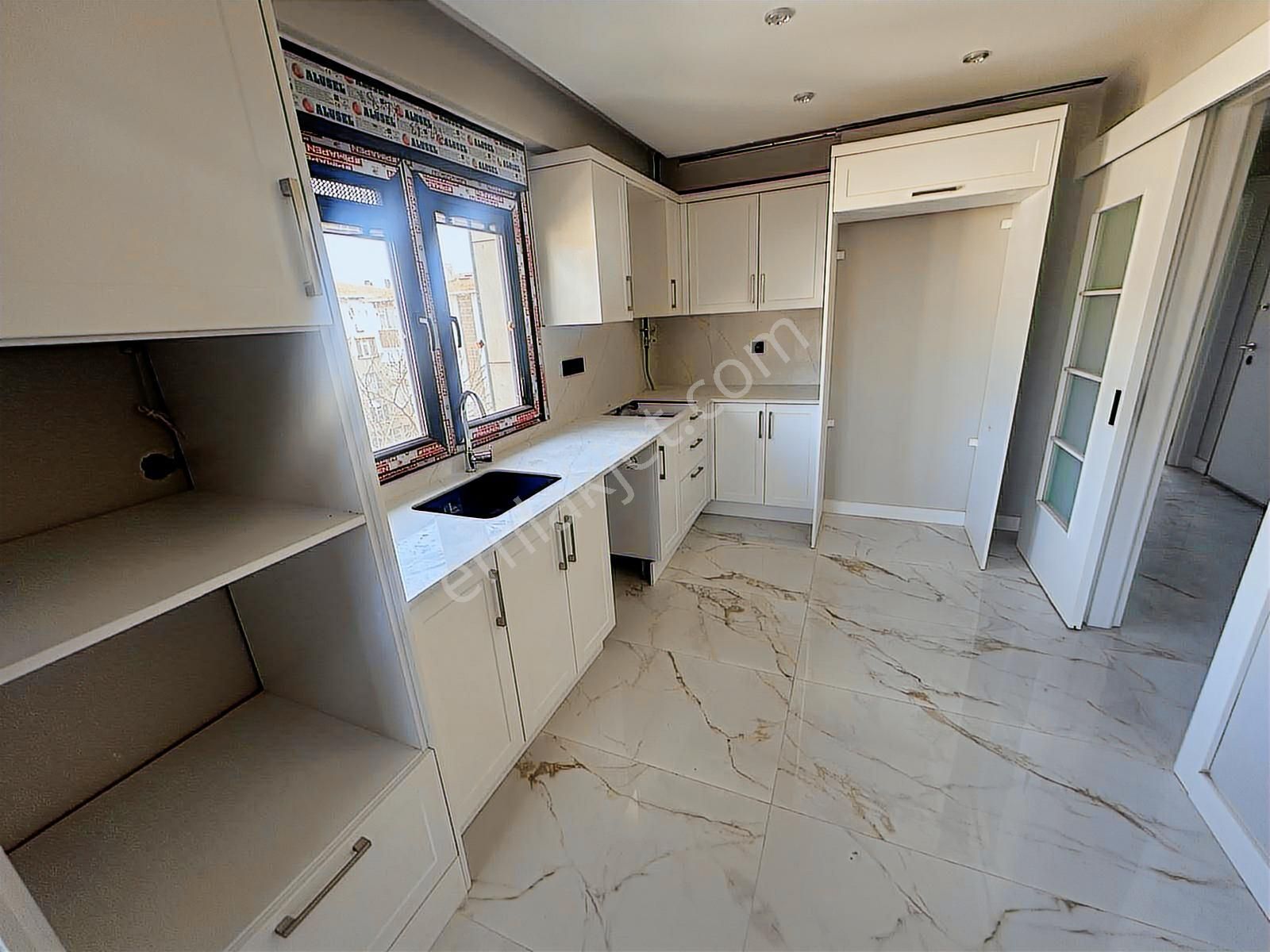 Üsküdar İcadiye Deniz Manzaralı 3+2 Dubleks - Görsel 32