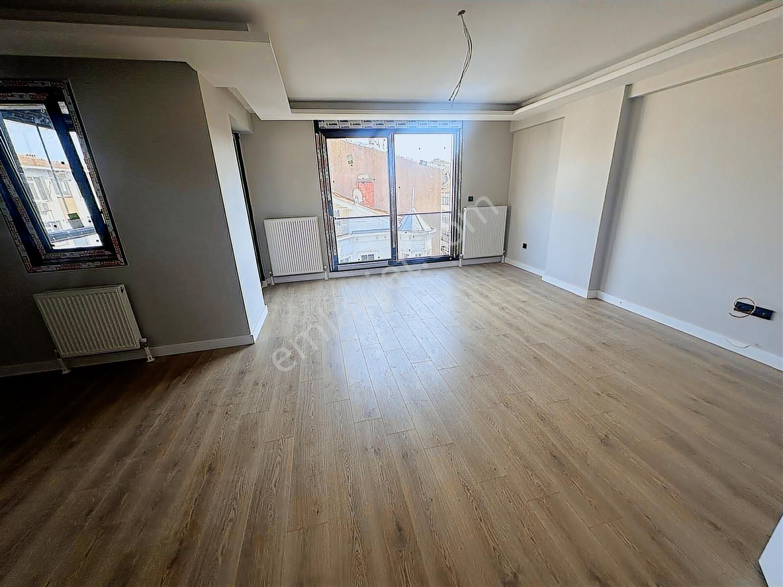 Üsküdar İcadiye Deniz Manzaralı 3+2 Dubleks - Görsel 15