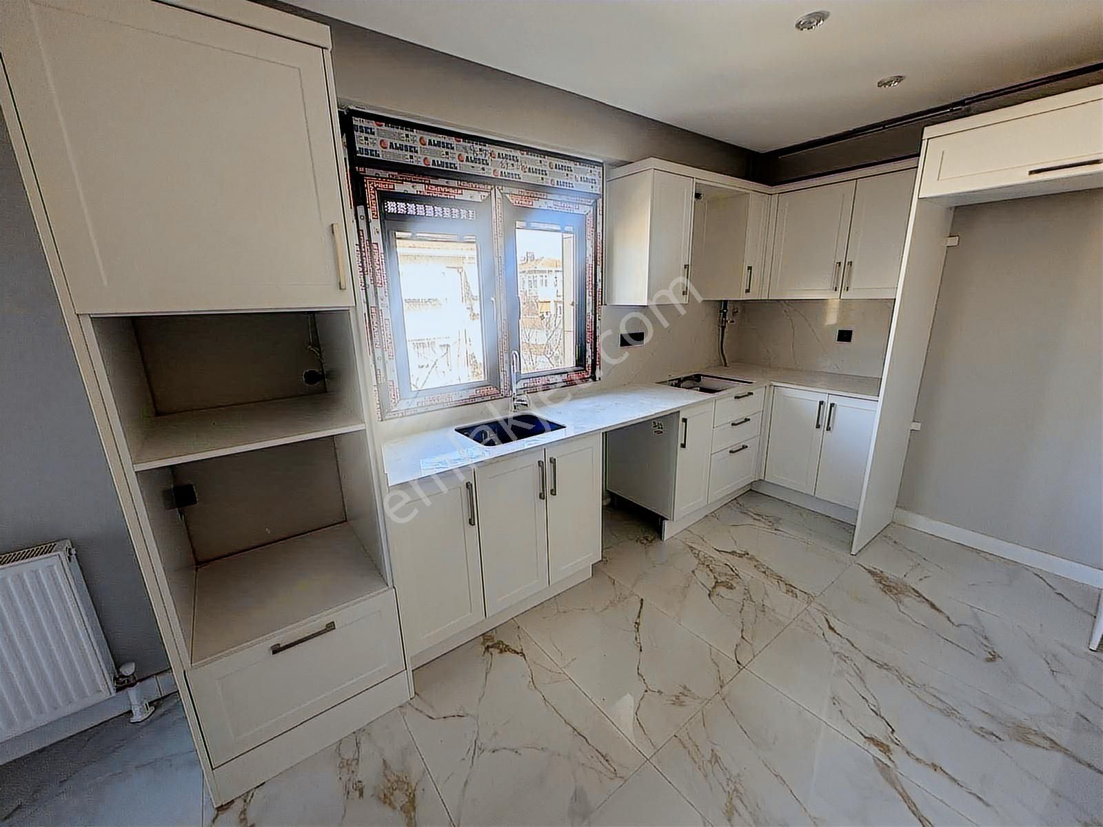 Üsküdar İcadiye Deniz Manzaralı 3+2 Dubleks - Görsel 10