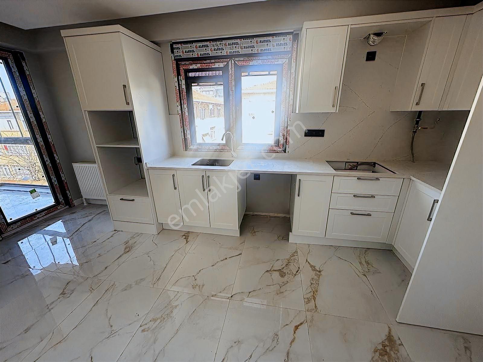 Üsküdar İcadiye Deniz Manzaralı 3+2 Dubleks - Görsel 21