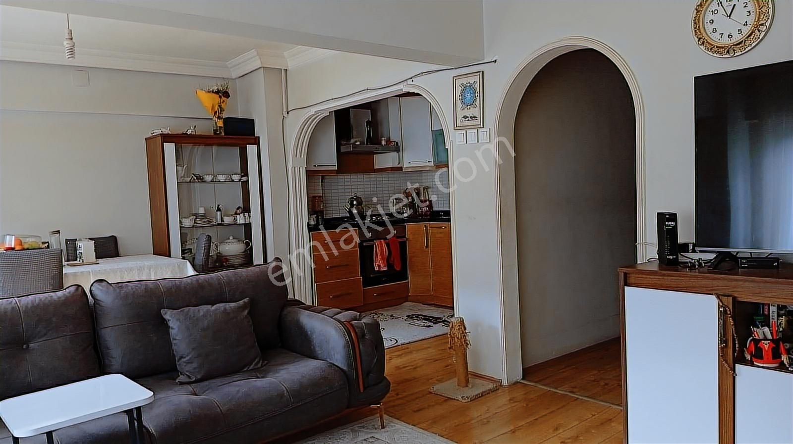 Dialog Prestij Çekirge Cadde Üzeri 2+1 Kısmi Eşyalı Daire - Görsel 15