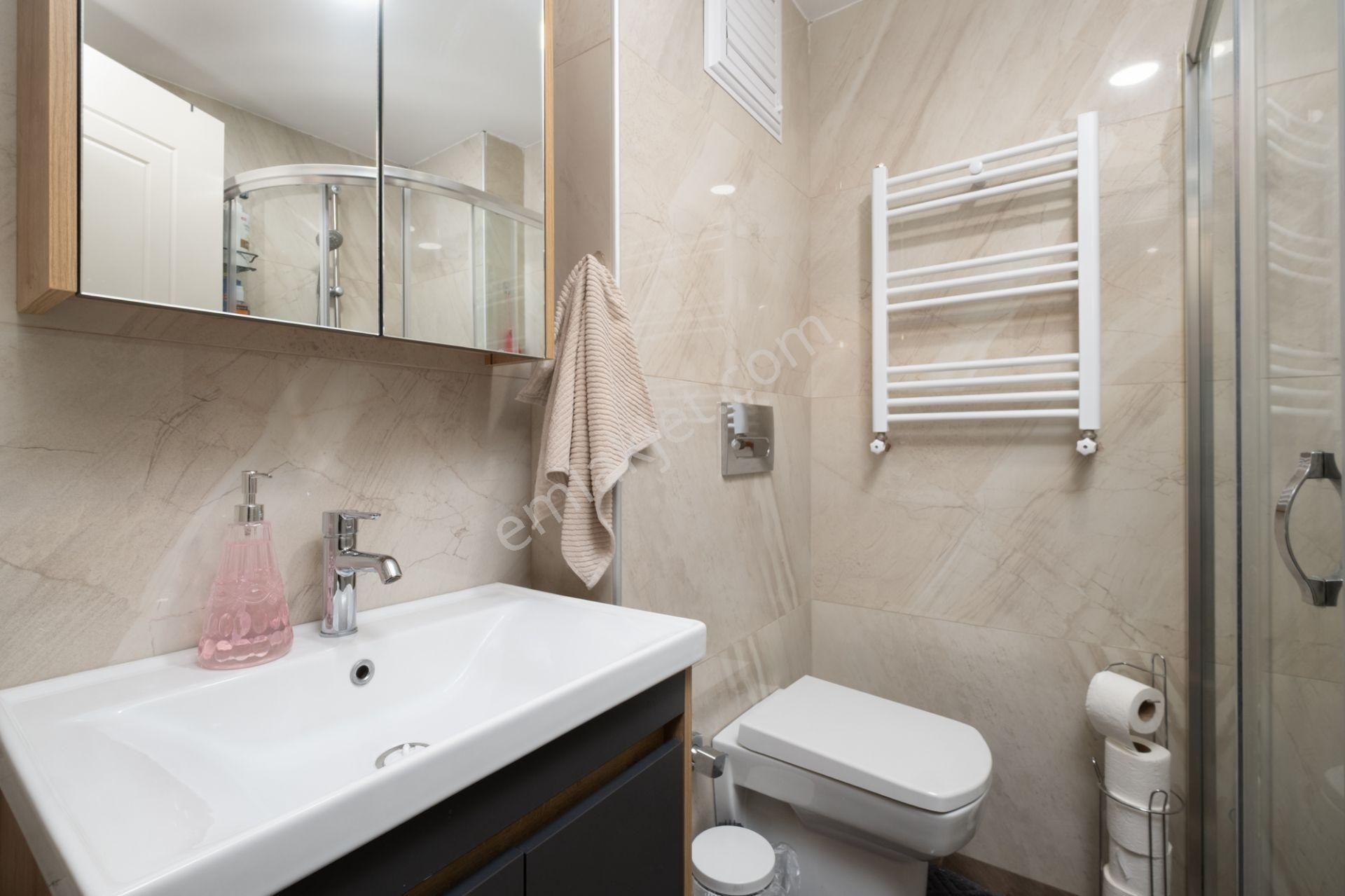 Remax Advantage'dan Balatın Merkezı Konumunda Yatırıma Uygun 1+1 Daıre - Görsel 13