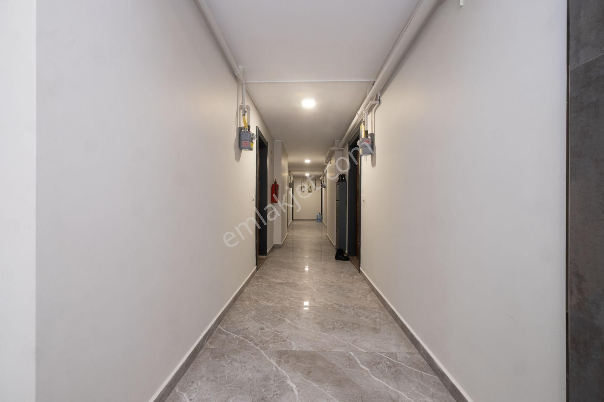 Remax Advantage'dan Balatın Merkezı Konumunda Yatırıma Uygun 1+1 Daıre - Görsel 18