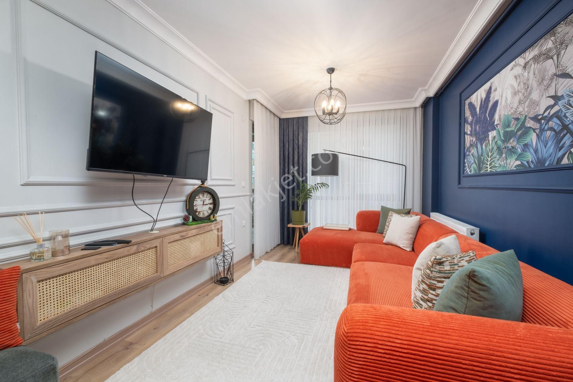 Remax Advantage'dan Balatın Merkezı Konumunda Yatırıma Uygun 1+1 Daıre - Görsel 2