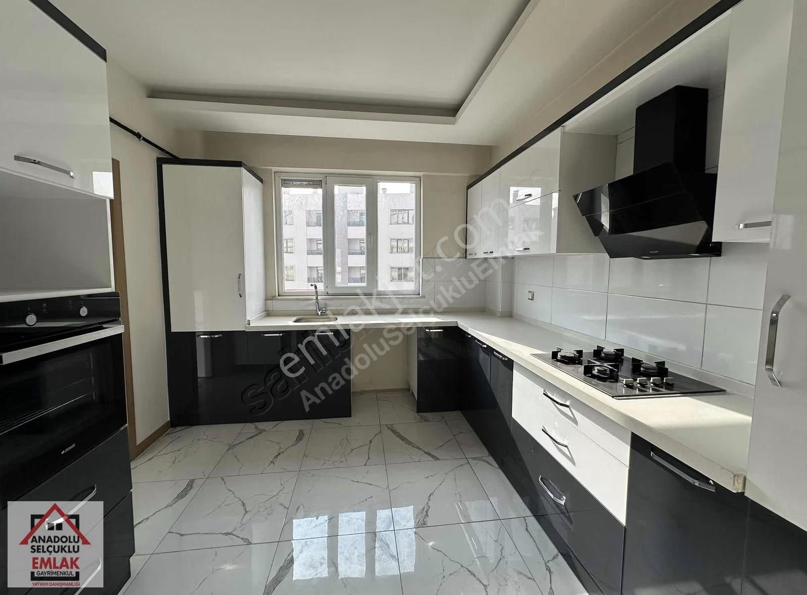 Beylerbeyi Satılık 3,5+1 Daire, 126m² Net, Site İçinde Otoparklı - Görsel 5