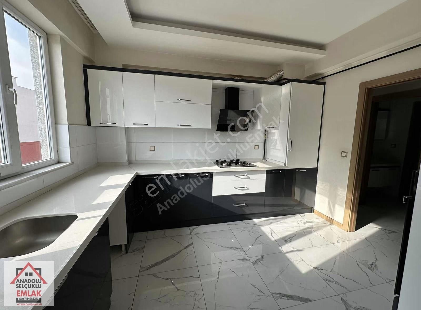 Beylerbeyi Satılık 3,5+1 Daire, 126m² Net, Site İçinde Otoparklı - Görsel 14