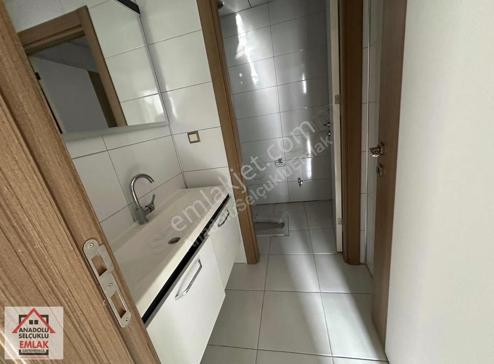 Beylerbeyi Satılık 3,5+1 Daire, 126m² Net, Site İçinde Otoparklı - Görsel 10