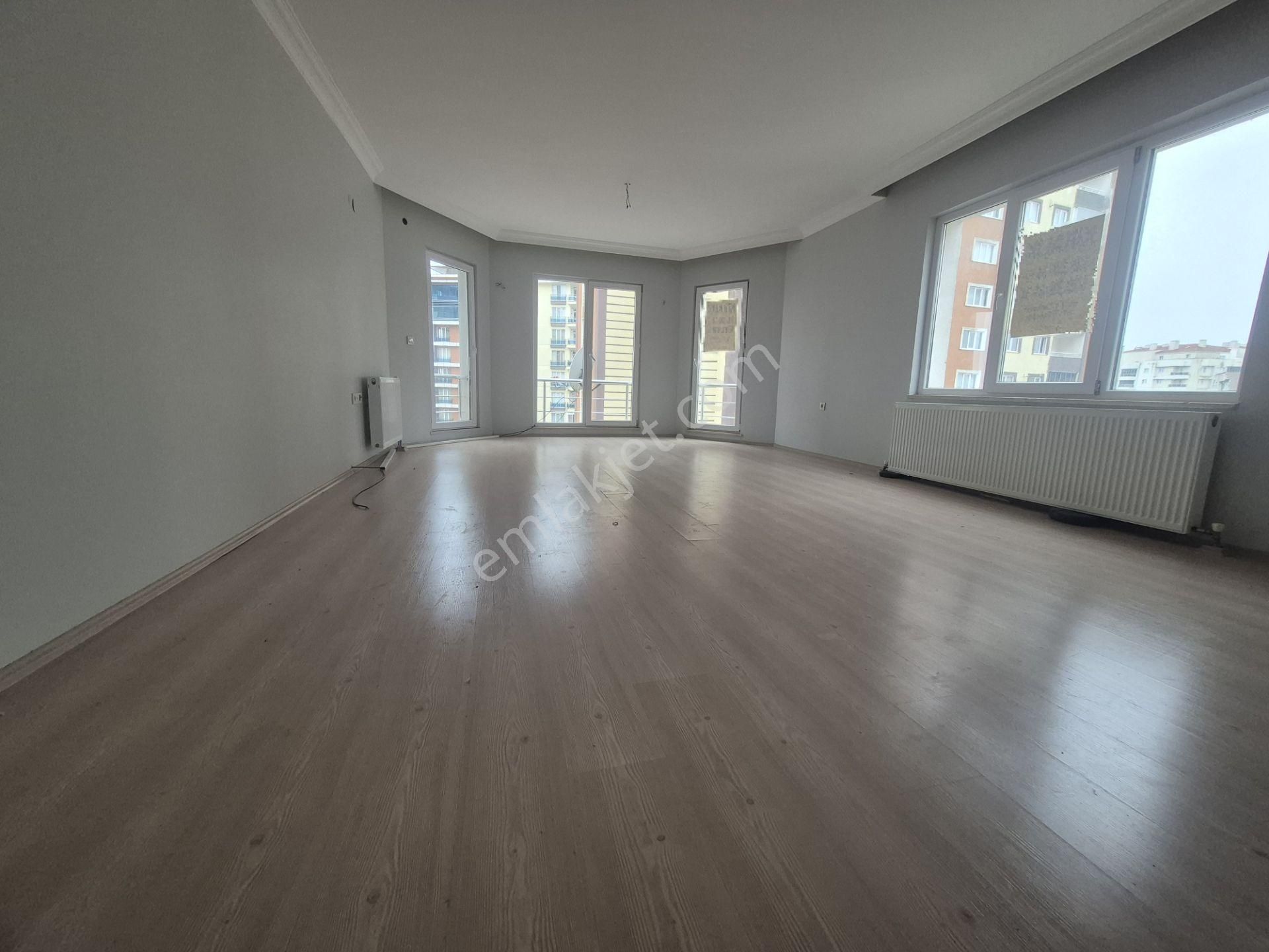 Sahibinden Çerkezköy Tepe 4+1 Site İçinde Otoparklı 170 M² Net - Görsel 7