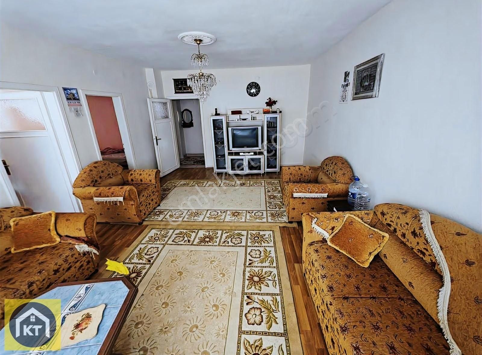 K.topçu'dan Atatürk Mh. 3+1 120m2 1.kat Eşyalı Kiralık Daire