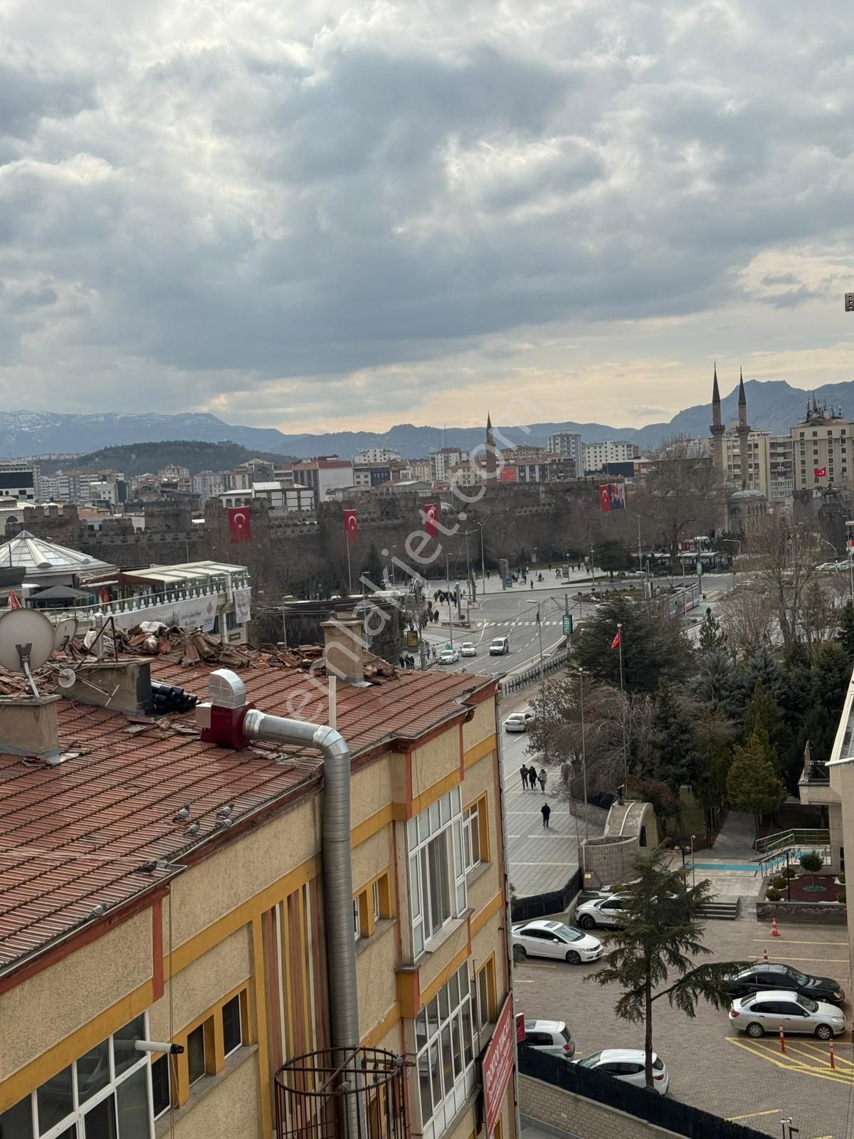 Wabi Gayrimenkul'den Şehir Merkezinde Mükemmel Konumlu 4+1 Daire - Görsel 23