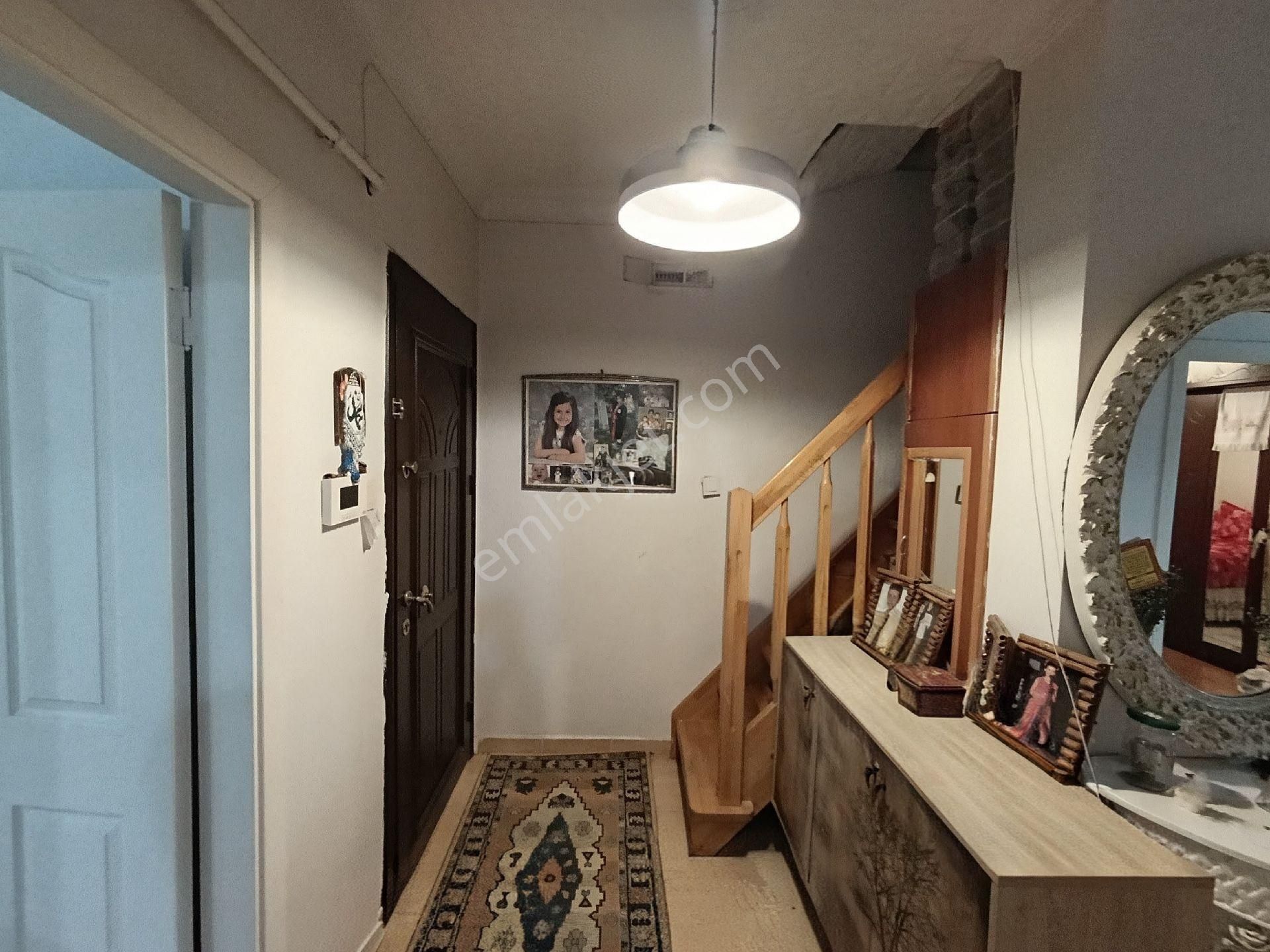 Erdem Sitesi 5+2 Dubleks Otoparklı Asansörlü - Görsel 14