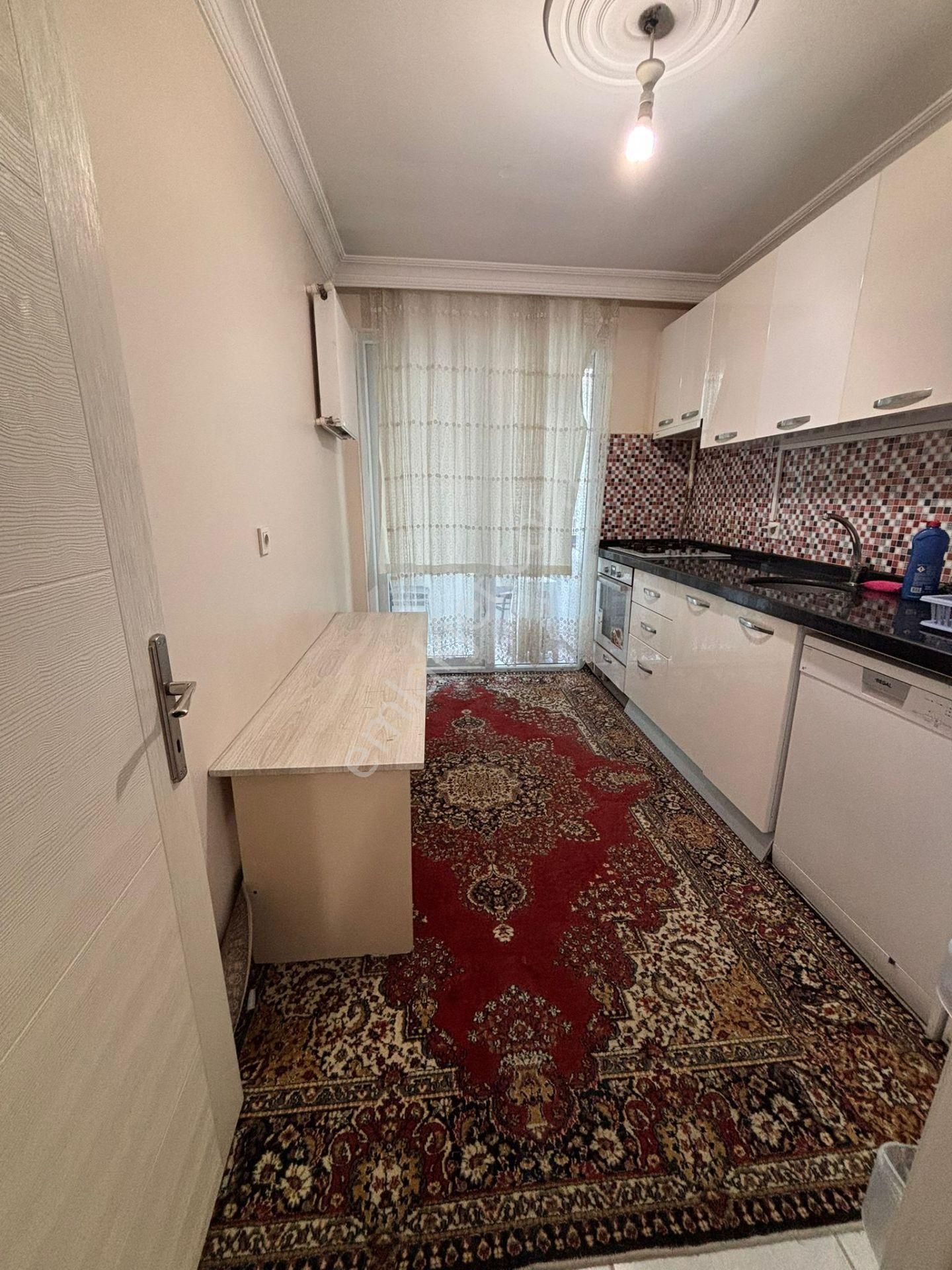 Kuleli E-5 Mevkii 2+1 Eşyalı - Görsel 9
