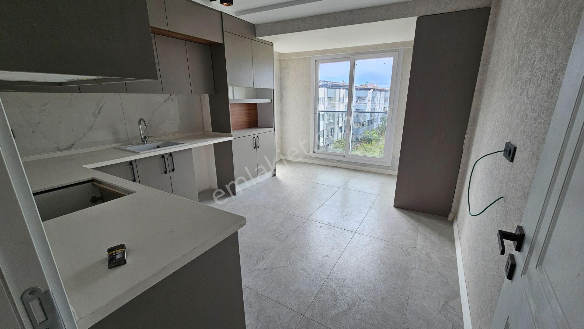 Göçmen Gayrimenkul'den Yeni Mah.sıfır Lüks Satılık Daire