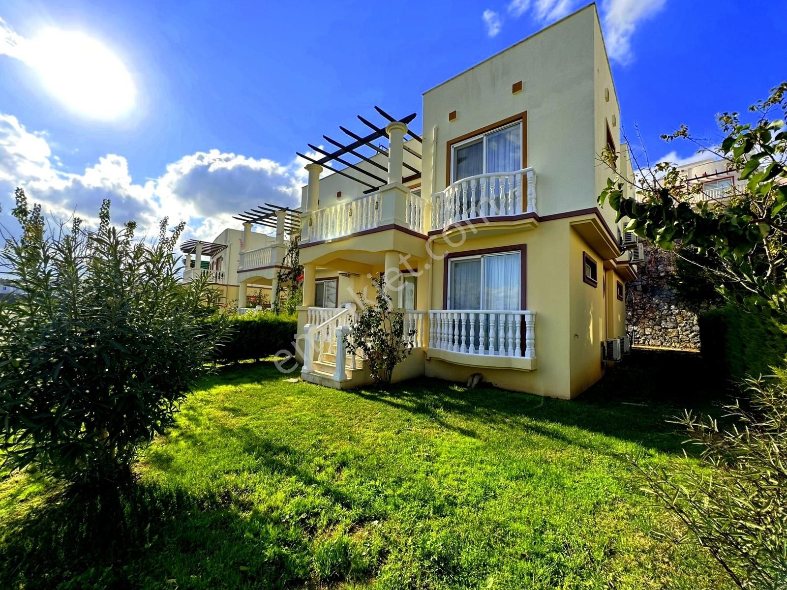 Adabükü Holiday Beach Gardens Eşyalı Hazır Büyük Tip Daire - Görsel 17