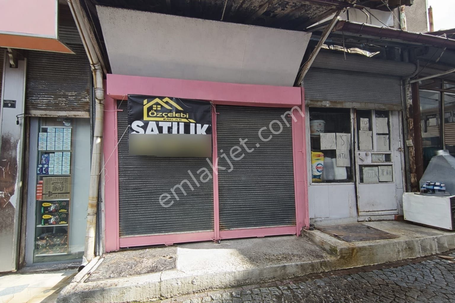 Özçelebi'den Arasta'da Satılık Dükkan - Görsel 13