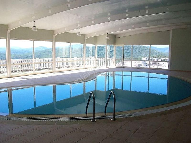 Bodrum Plajlı Sitede 400m2 Köşe Bahçeli Eşyalı Manzaralı Daire - Görsel 6