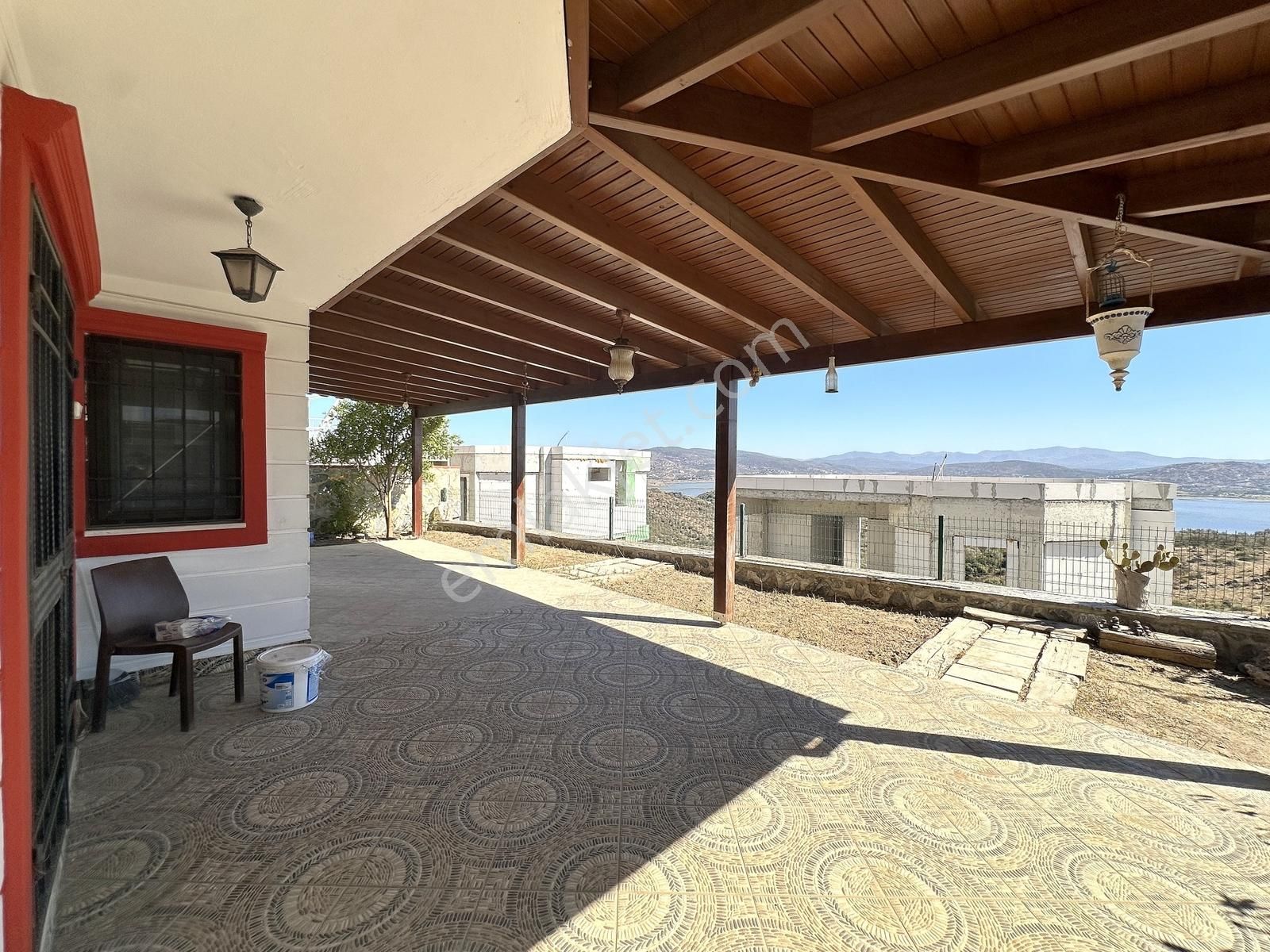 Bodrum'a Yakın Adabükü Plajlı Sitede Manzaralı Tripleks Villa - Görsel 12