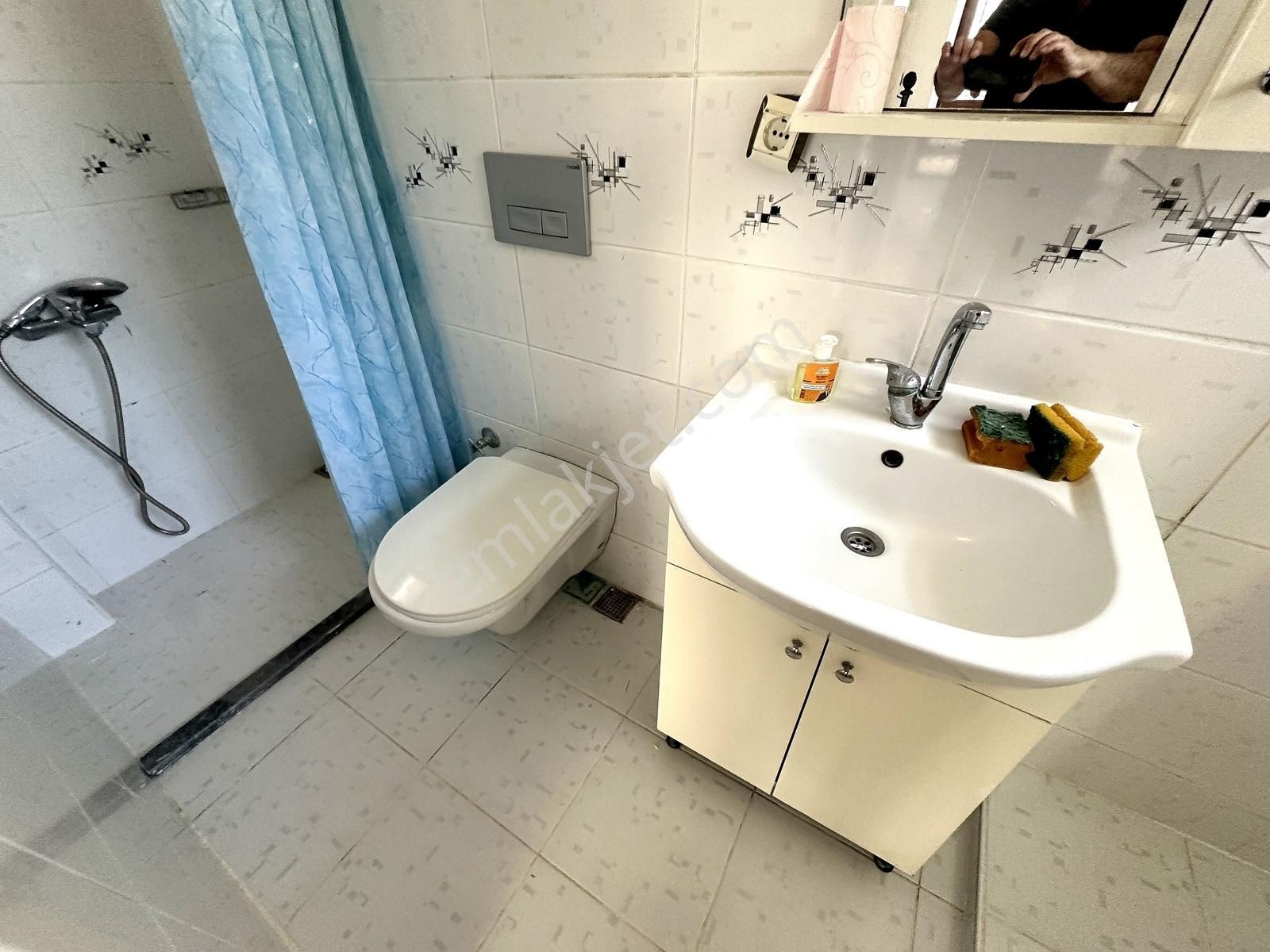 Bodrum'a Yakın Adabükü Plajlı Sitede Manzaralı Tripleks Villa - Görsel 24