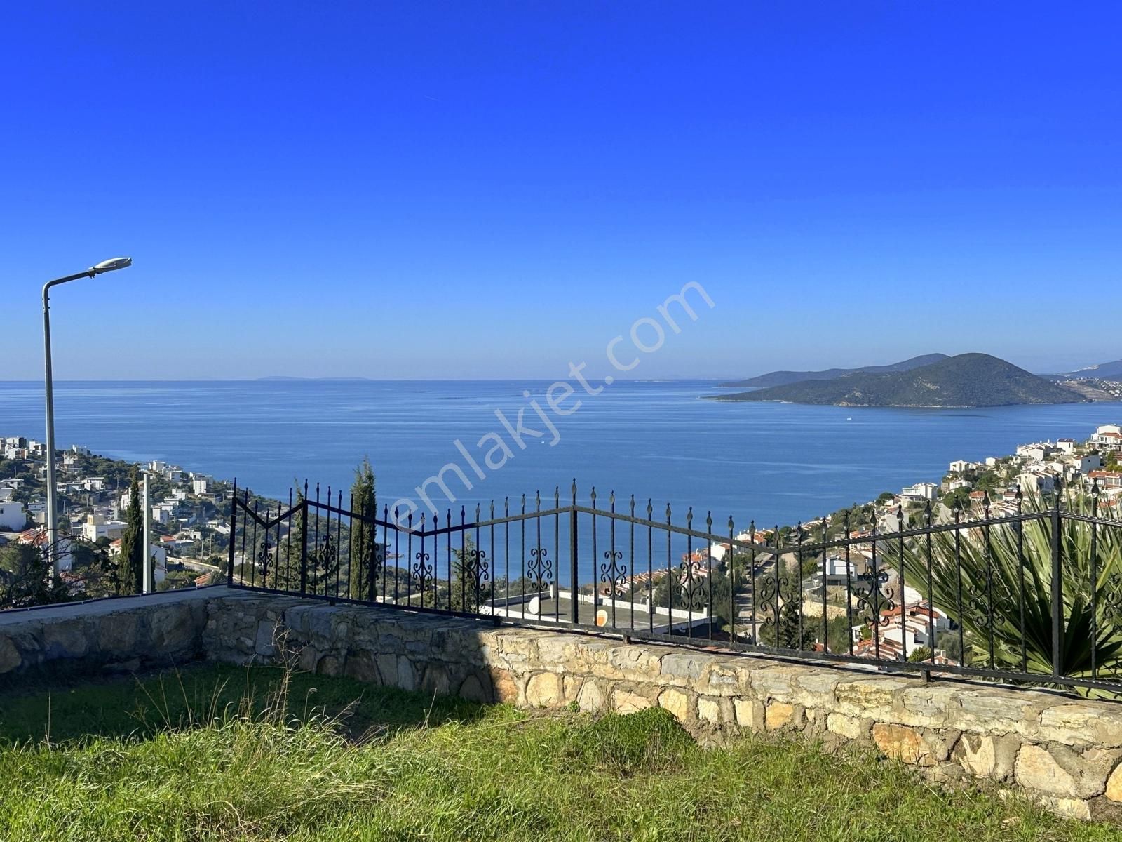 Adabükü Plajlı Site Ön Sıra Deniz Manzaralı 400m2 Bahçeli Villa - Görsel 34