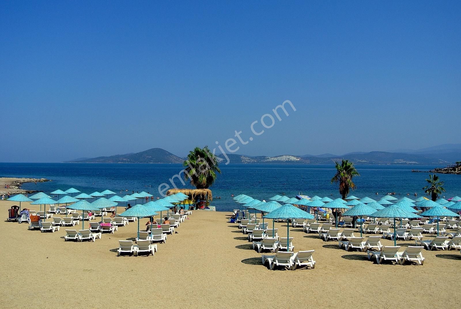 Adabükü Plajlı Site Ön Sıra Deniz Manzaralı 400m2 Bahçeli Villa - Görsel 22