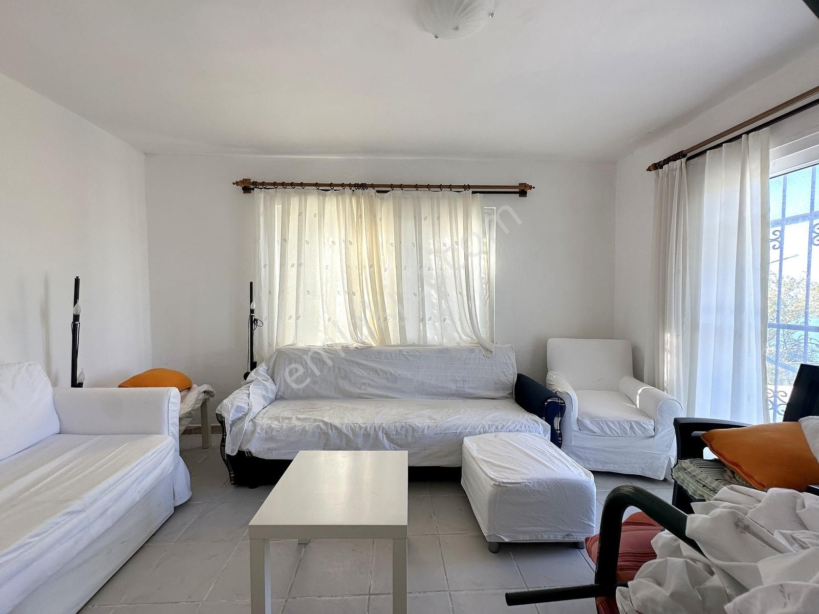 Adabükü Plajlı Site Ön Sıra Deniz Manzaralı 400m2 Bahçeli Villa - Görsel 23