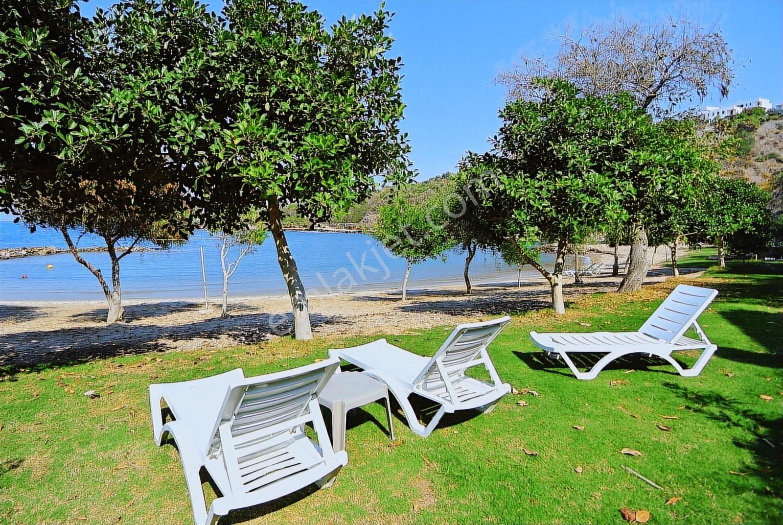 Adabükü Turkuaz Koy Denize Sıfır Plajlı 500 M2 İçinde Yeni Villa - Görsel 27